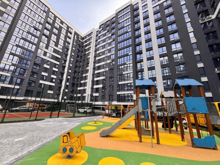 Продаж 3 кім квартири в зданій новобудові/Пасічна
