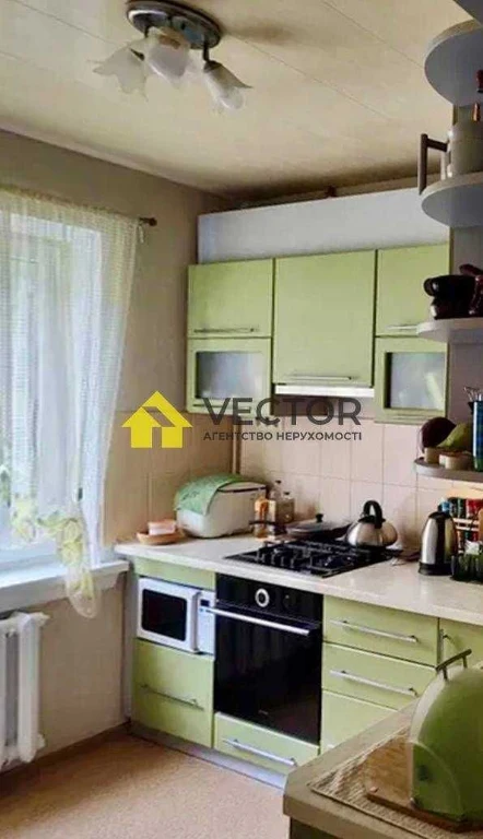 Ідеальний 2 поверх! 2-к квартира 48 кв.м з ремонтом та мебля