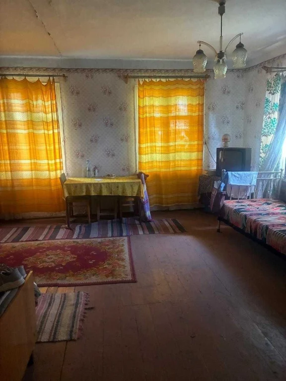 Будинок 56м2 та земельна ділянка 15соток.