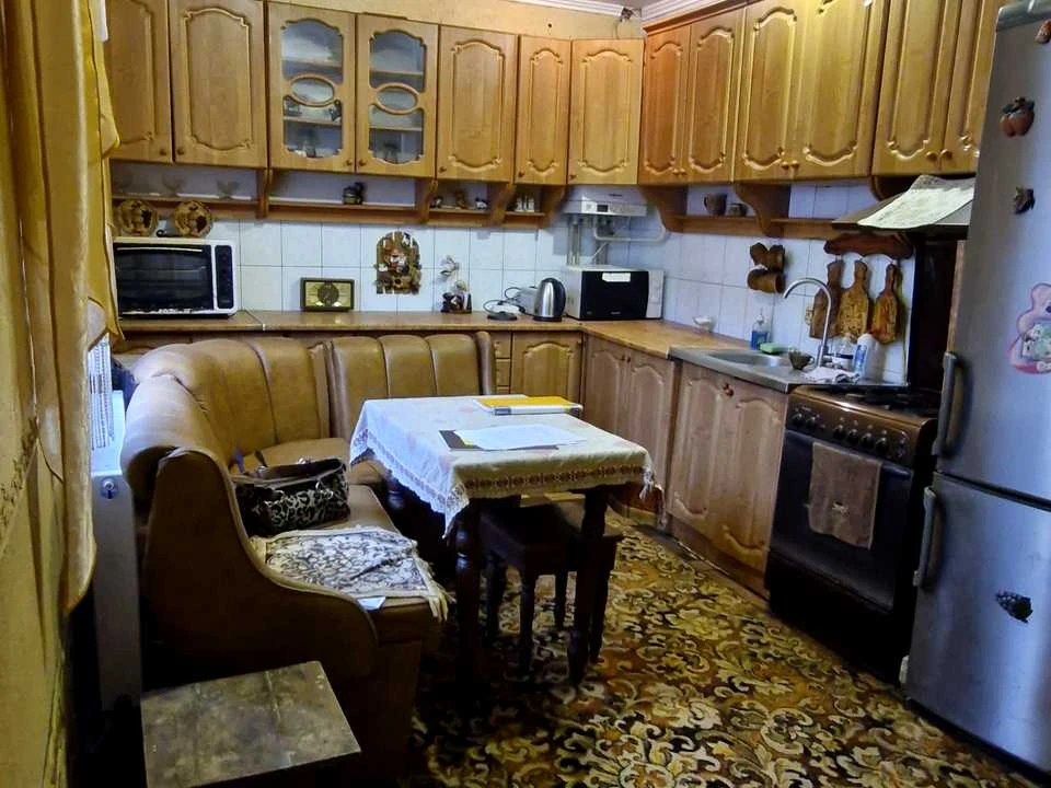 Будинок. Хмельницький, Баюна