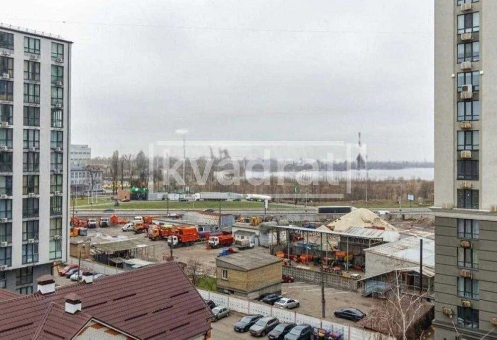 URGENT! No commission % Sale of 2-room apartment 49m2