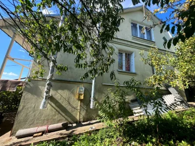 Будинок. Хмельницький, Наш ліс