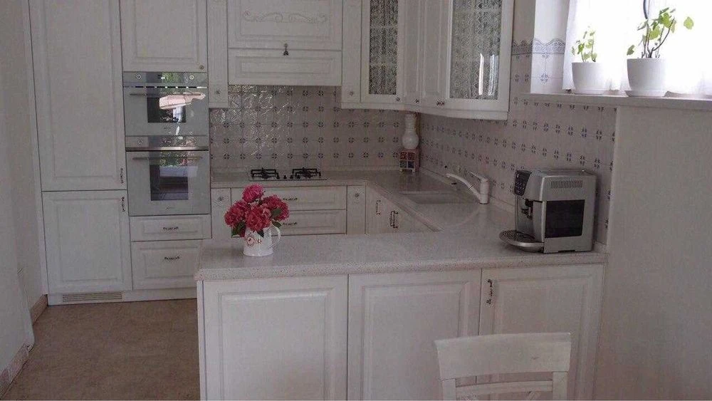 I will sell a house near the sea, park and fountain!