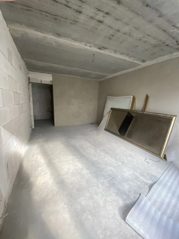 Однокімнатна квартира в новобудові Масани