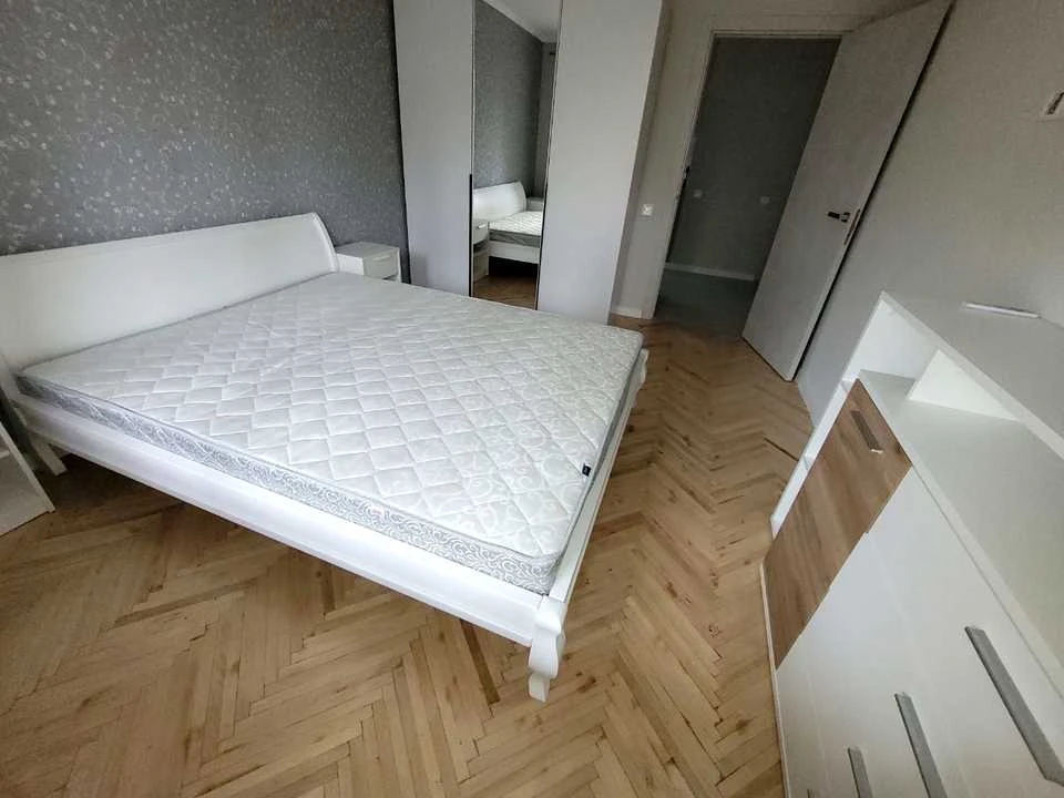 Квартира. Київ, Митрополита Василя Липківського вул.