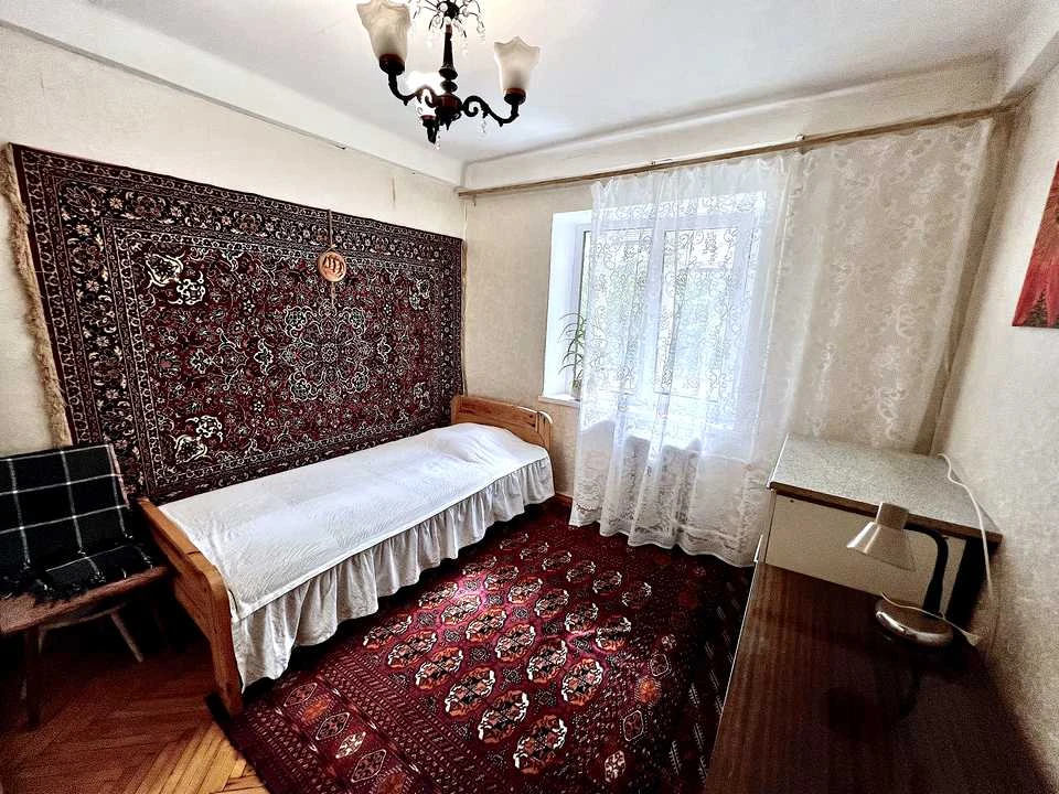 Квартира. Київ, Преображенська вул.