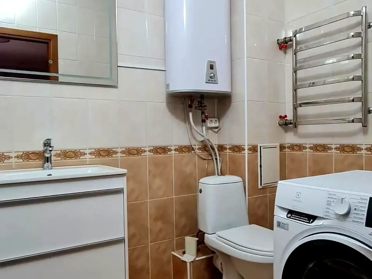 Оренда квартири 3-кімн. 94 м² 5/11 пов.
