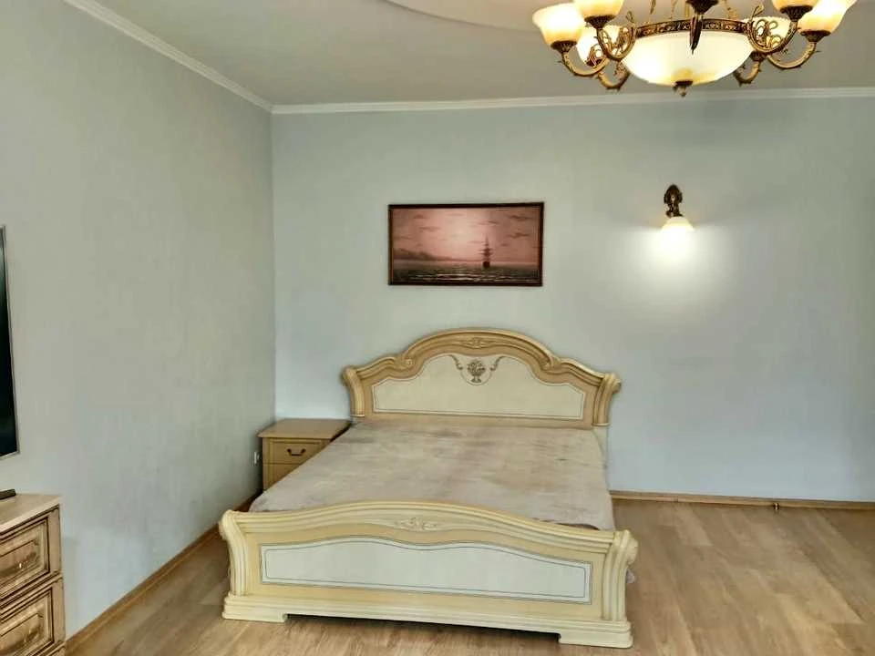 Квартира. Київ, Митрополита Андрея Шептицького вул.
