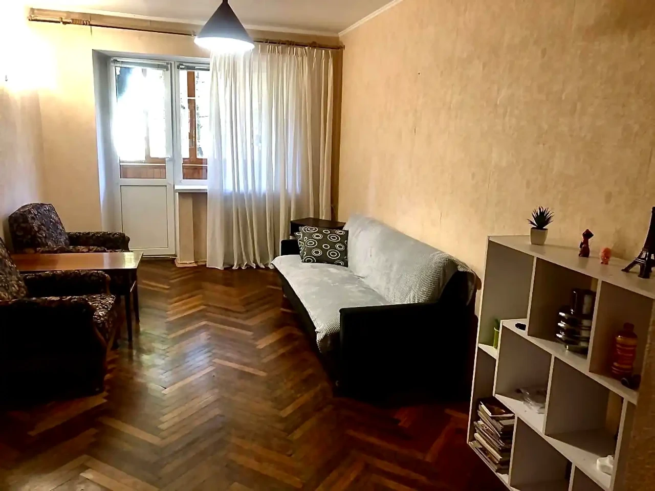 Оренда квартири 2-кімн. 43.35 м² 2/5 пов.