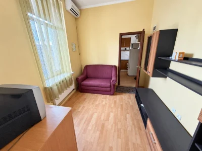 Продаж 2-кімнатної квартири, центр