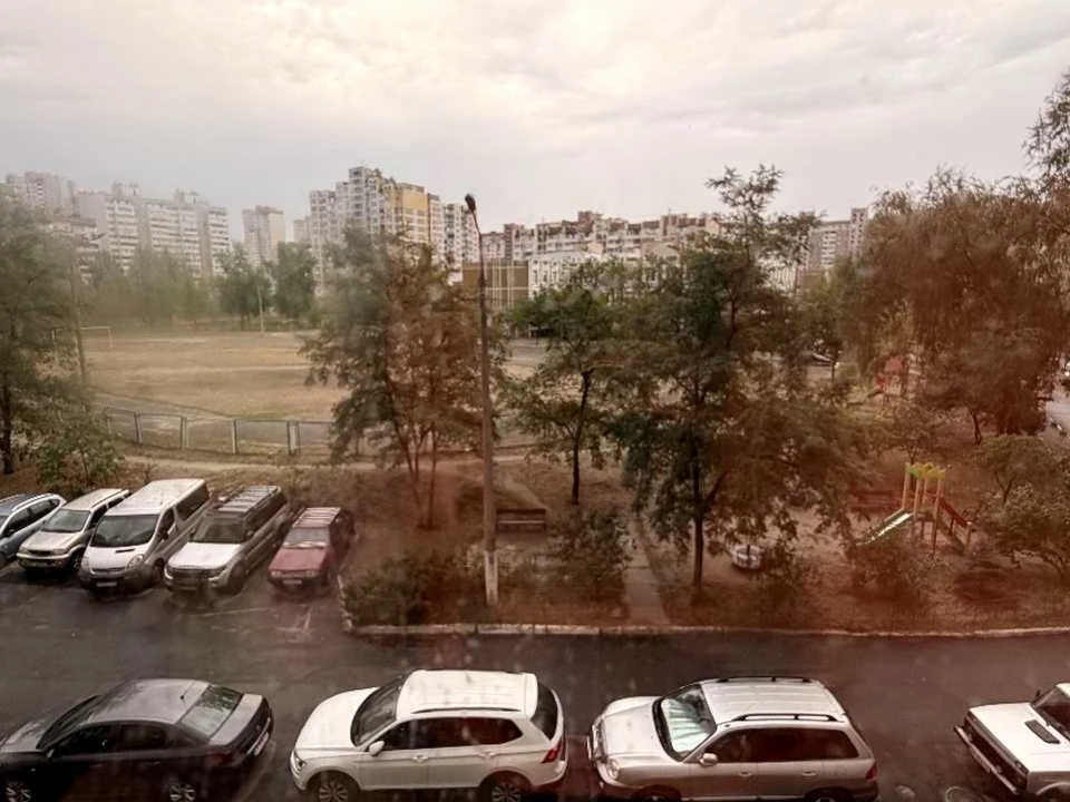 Квартира. Київ, Радунська вул.