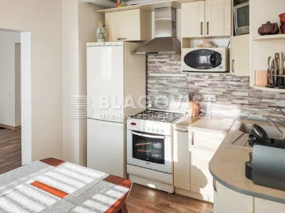 Продаж 3-к квартири  вул. Чистяківська, 7  Святошинський  М"