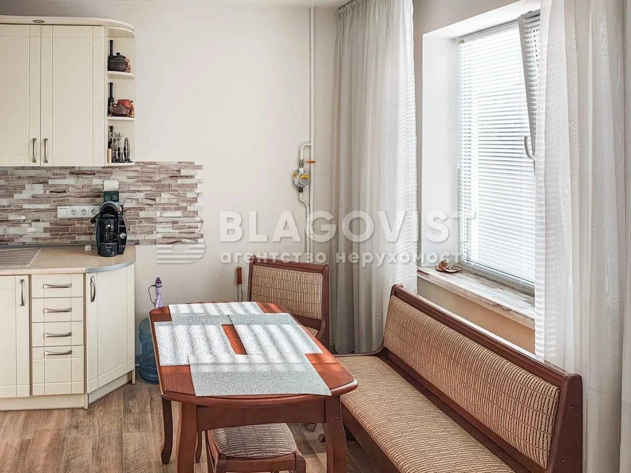 Продаж 3-к квартири  вул. Чистяківська, 7  Святошинський  М"