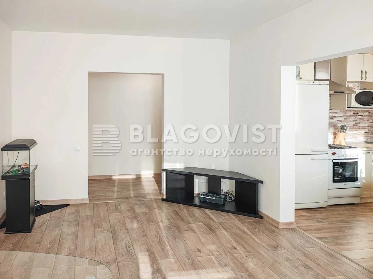 Продаж 3-к квартири  вул. Чистяківська, 7  Святошинський  М"