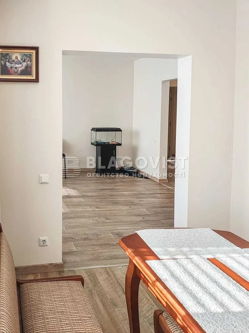 Продаж 3-к квартири  вул. Чистяківська, 7  Святошинський  М"
