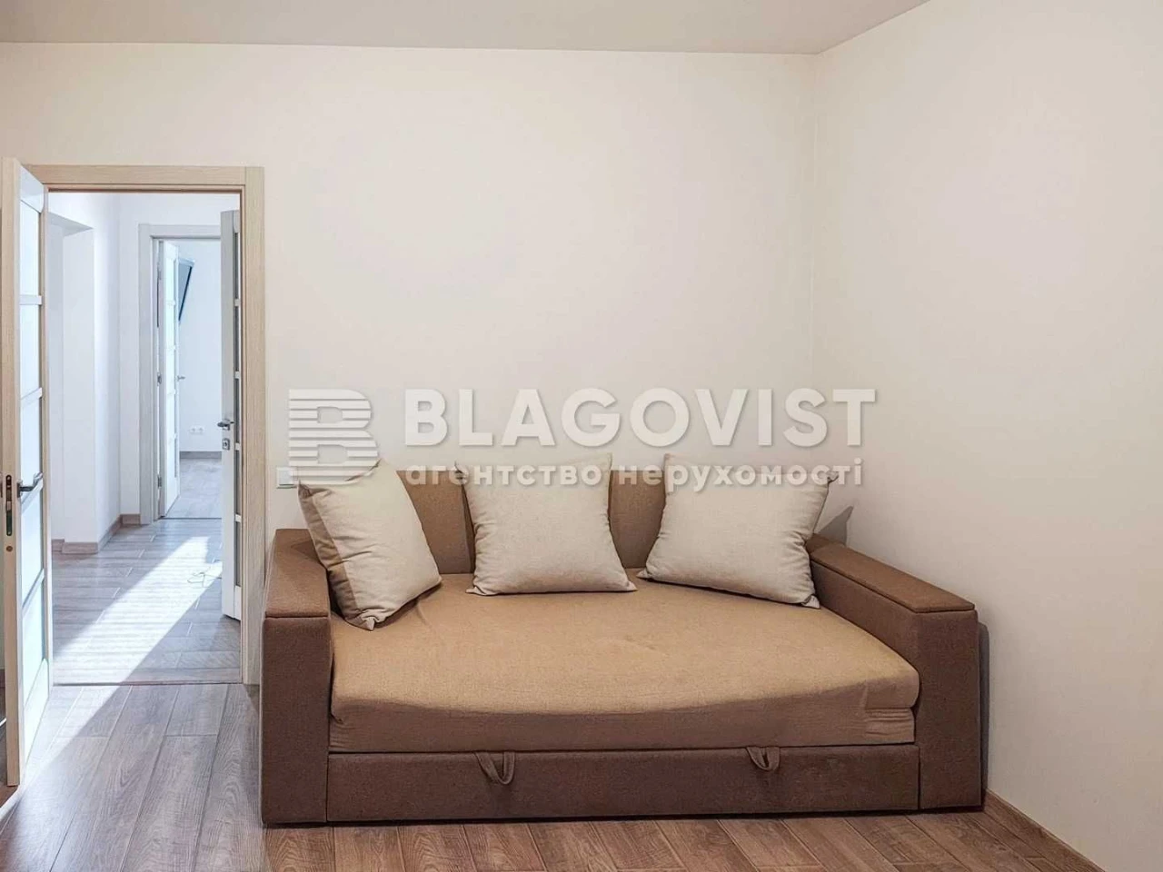 Продаж 3-к квартири  вул. Чистяківська, 7  Святошинський  М"