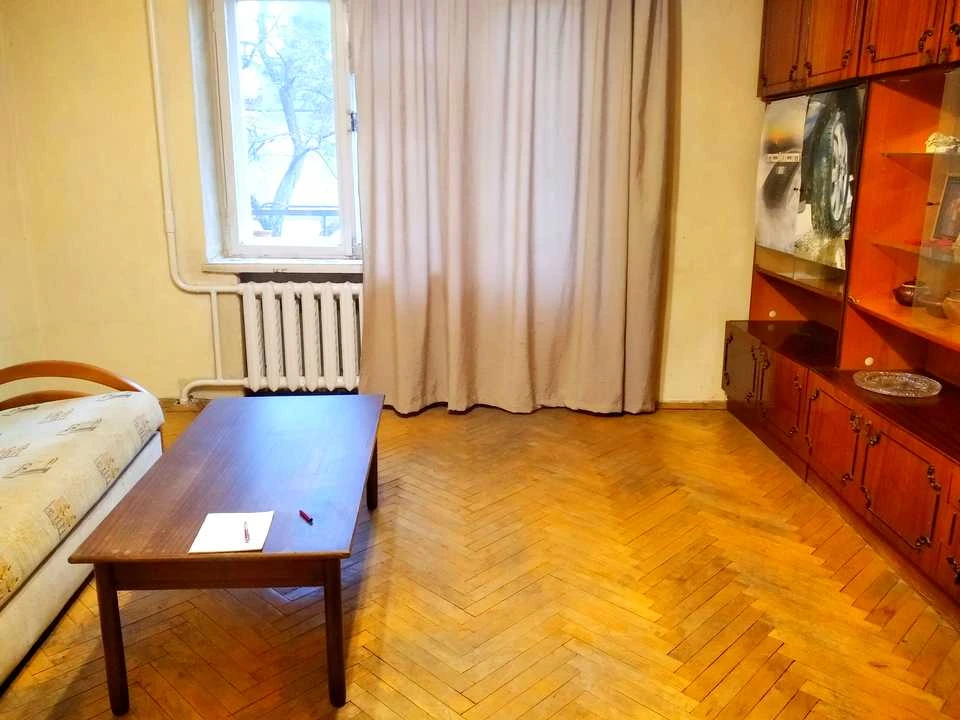 Квартира. Київ, Юрія Литвинського вул.