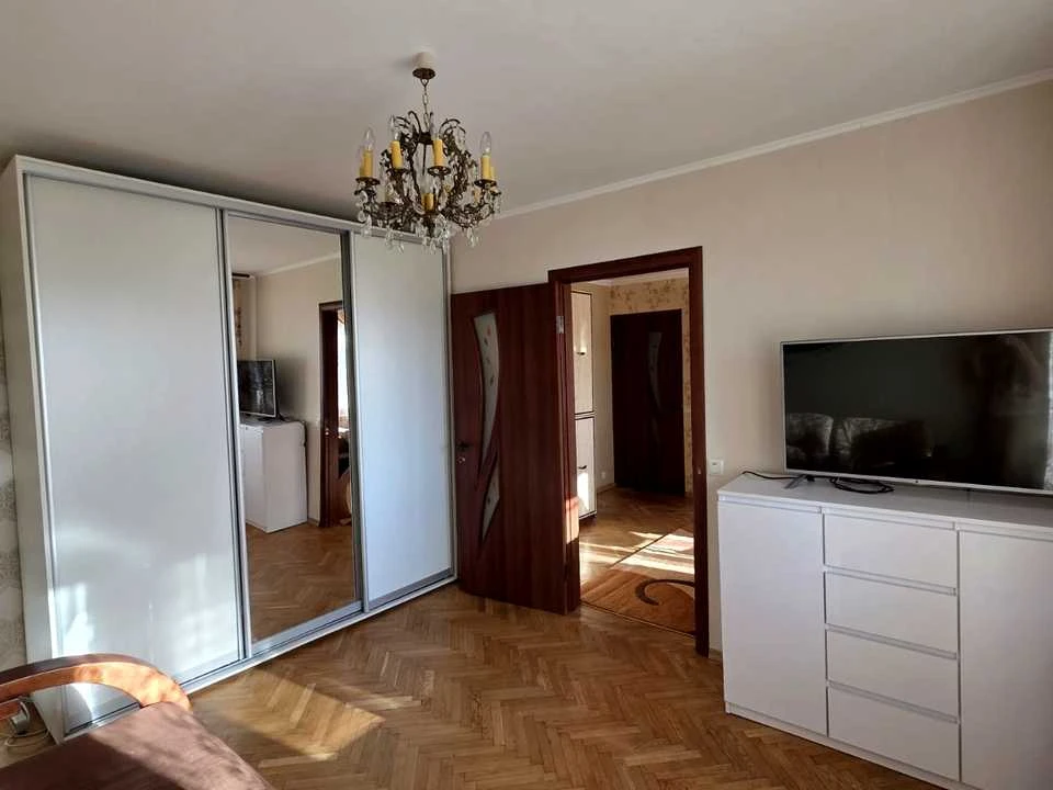Квартира. Київ, Леся Курбаса просп.