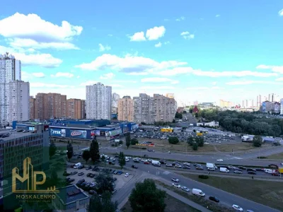 Квартира. Київ, Дніпровська набережна вул.