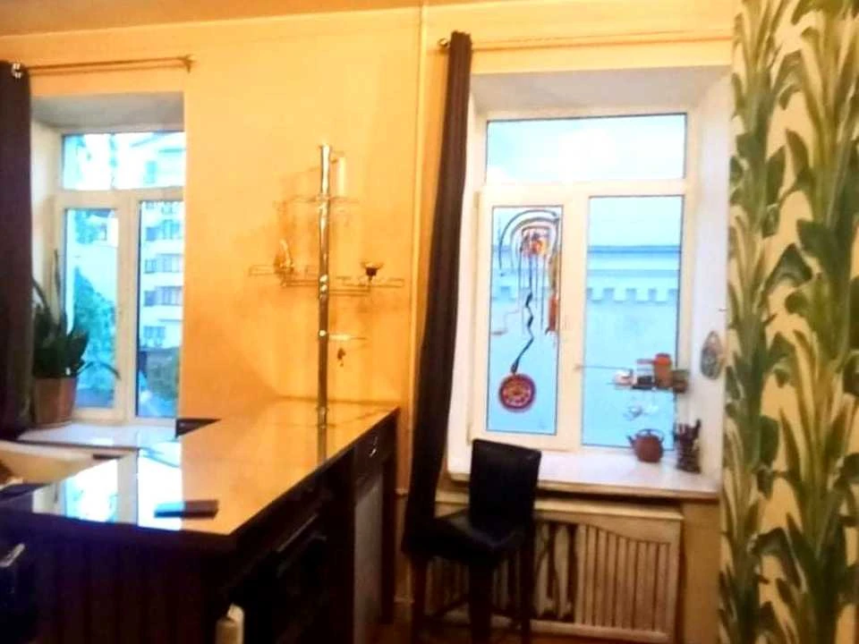 Квартира. Київ, Введенська вул.