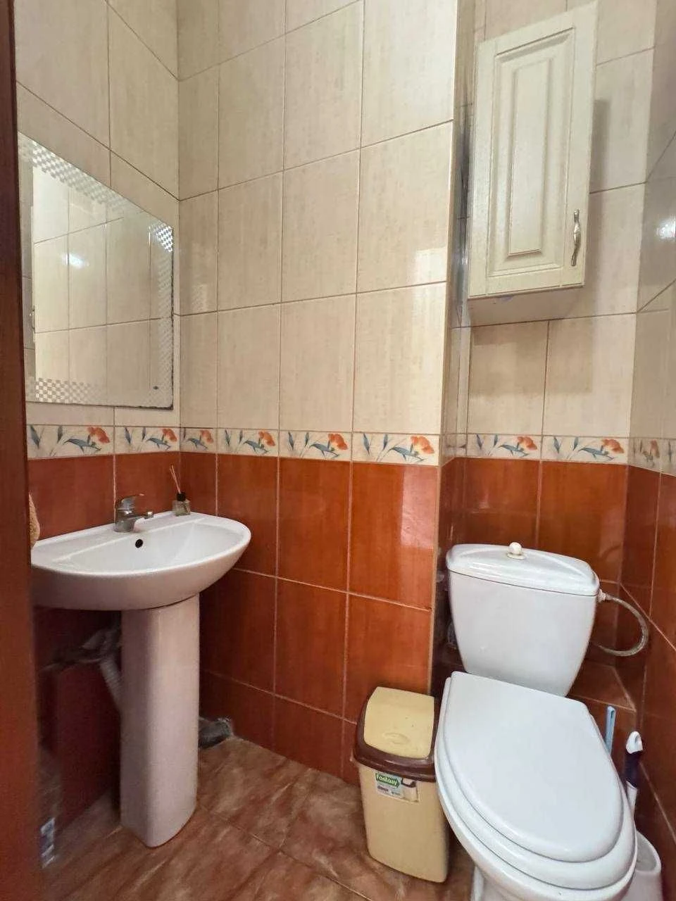 Продається 3х кімнатна кватрира вул Мишуги 2 Позняки Осокорк