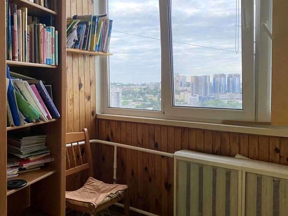 Квартира. Київ, Феодосійська вул.