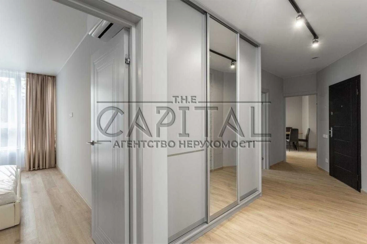 Продаж квартири,  Жк Family Friends, вул. Новопольова, Карав