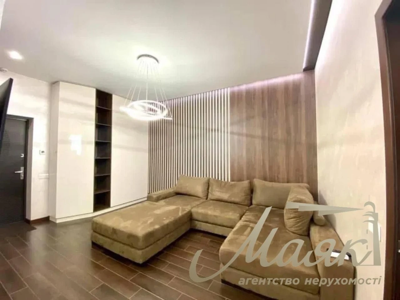 Продаж 2-кімнатної квартири 55м2 в ЖК Аристократ вул. Конова