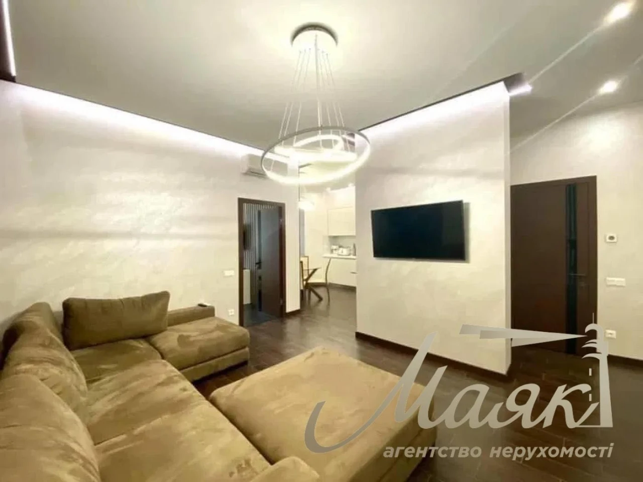 Продаж 2-кімнатної квартири 55м2 в ЖК Аристократ вул. Конова