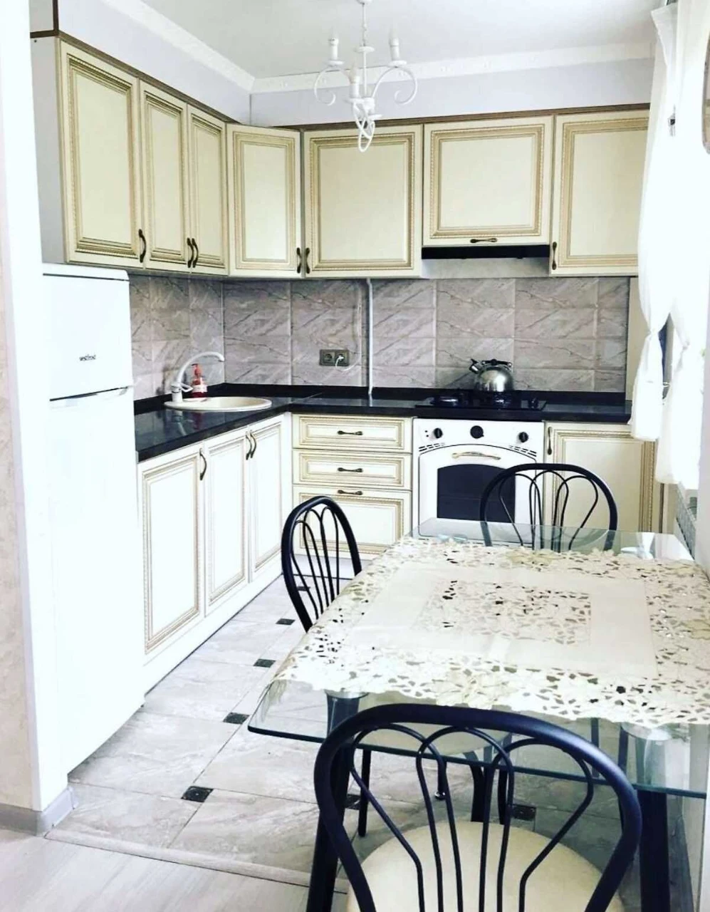 Продам 2-кімн. Маккейна Джона вул. 35б, 45 м.кв
