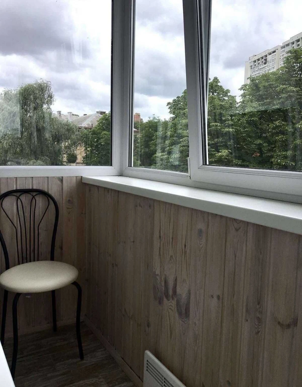 Продам 2-кімн. Маккейна Джона вул. 35б, 45 м.кв