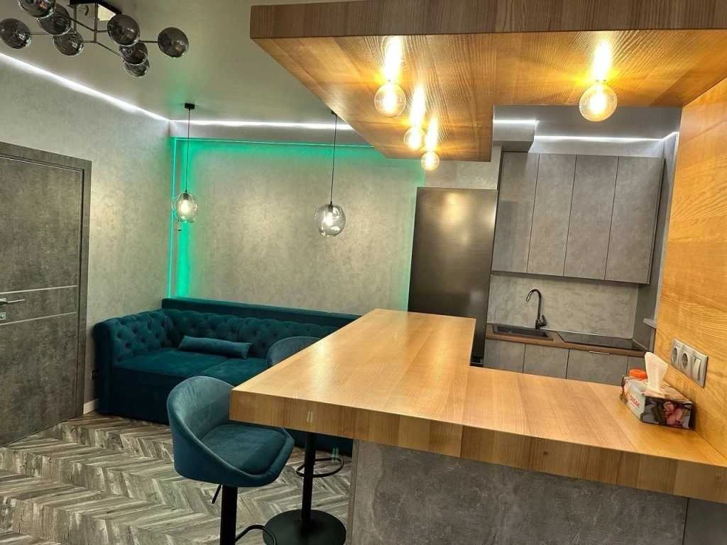 Продам двокімнатну квартиру (72 м²) у Києві, Дарницький райо