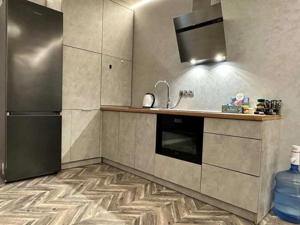 Продам двокімнатну квартиру (72 м²) у Києві, Дарницький райо
