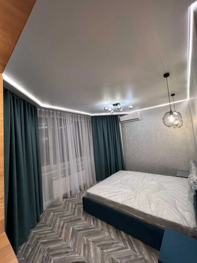Продам двокімнатну квартиру (72 м²) у Києві, Дарницький райо