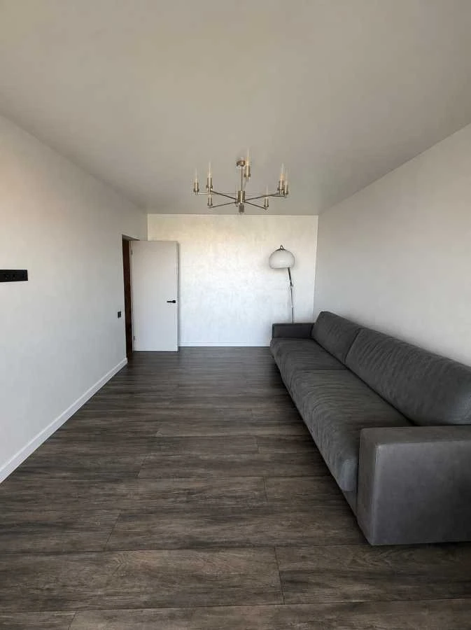 Продам трикімнатну квартиру (97 м²) у Києві, Дарницький райо