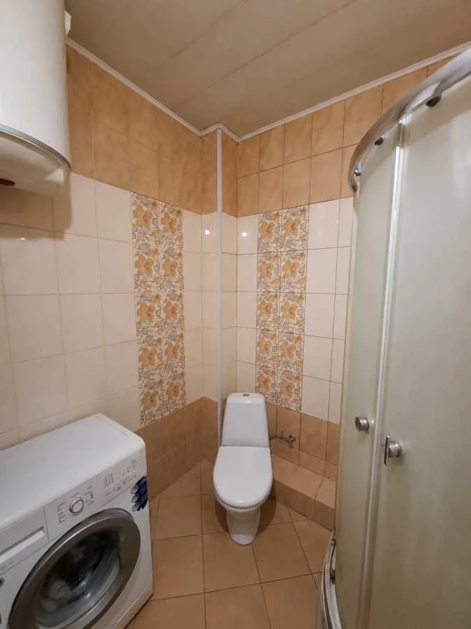 Продам однокімнатну квартиру (38 м²) у Києві, Дарницький рай