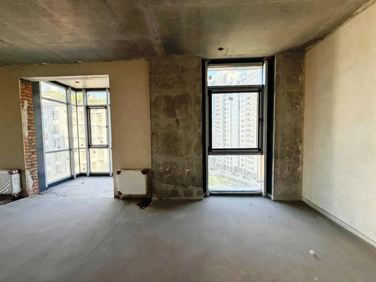 Продам двокімнатну квартиру (90 м²) у Києві, Печерський райо