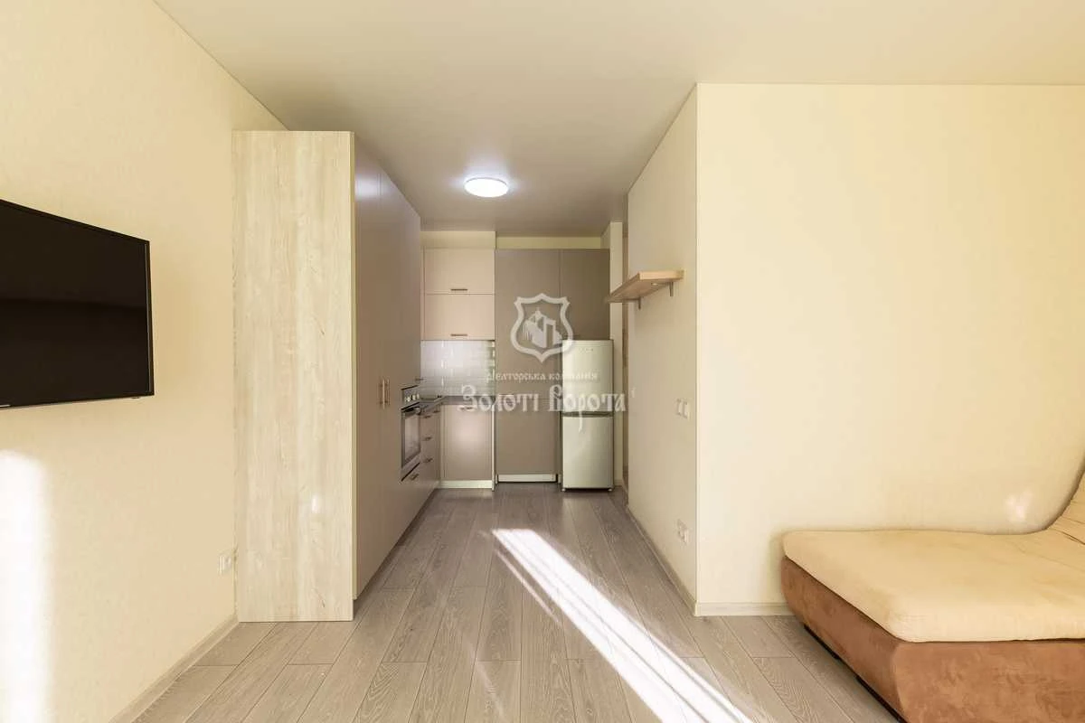 Продам однокімнатну квартиру (30.6 м²) у Києві, Дніпровський