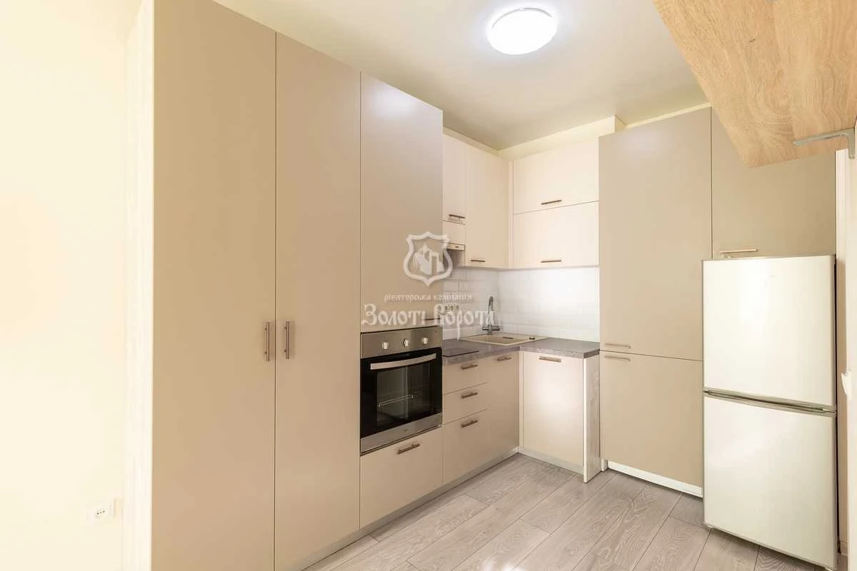 Продам однокімнатну квартиру (30.6 м²) у Києві, Дніпровський