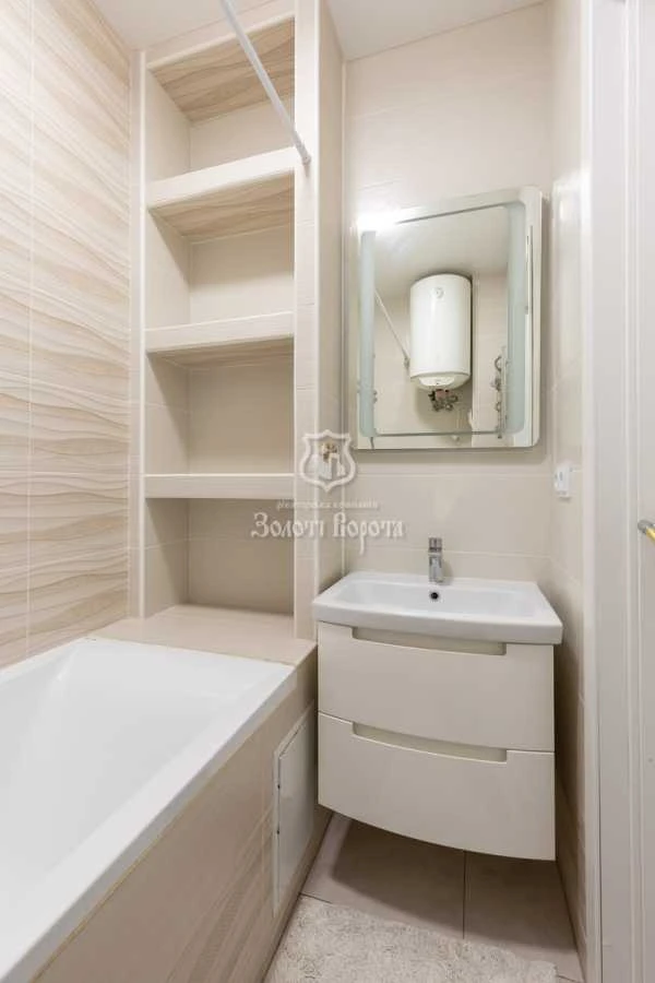 Продам однокімнатну квартиру (30.6 м²) у Києві, Дніпровський