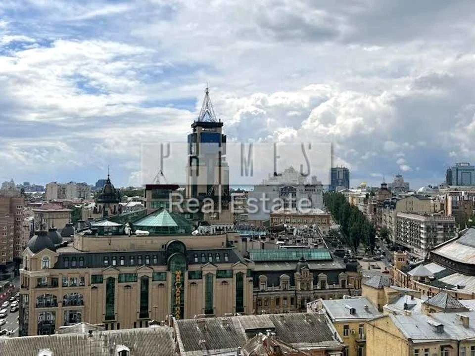 Квартира. Київ, Кропивницького вул.