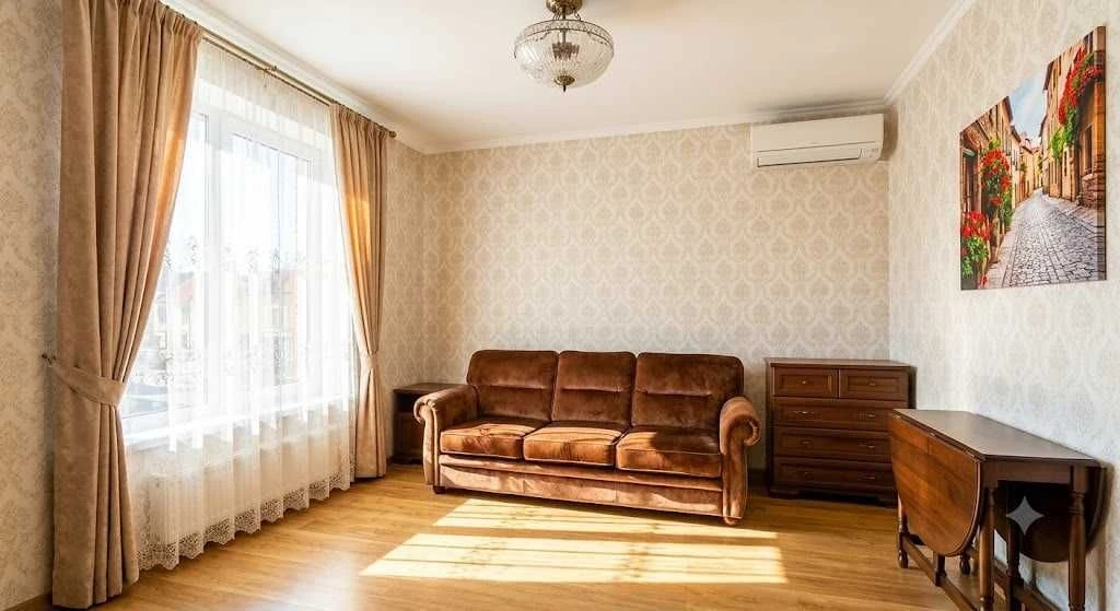 Продаж / квартира / 2 кімнати / 12 квартал