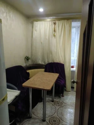 Продаж / квартира / 2 кімнати / 12 квартал