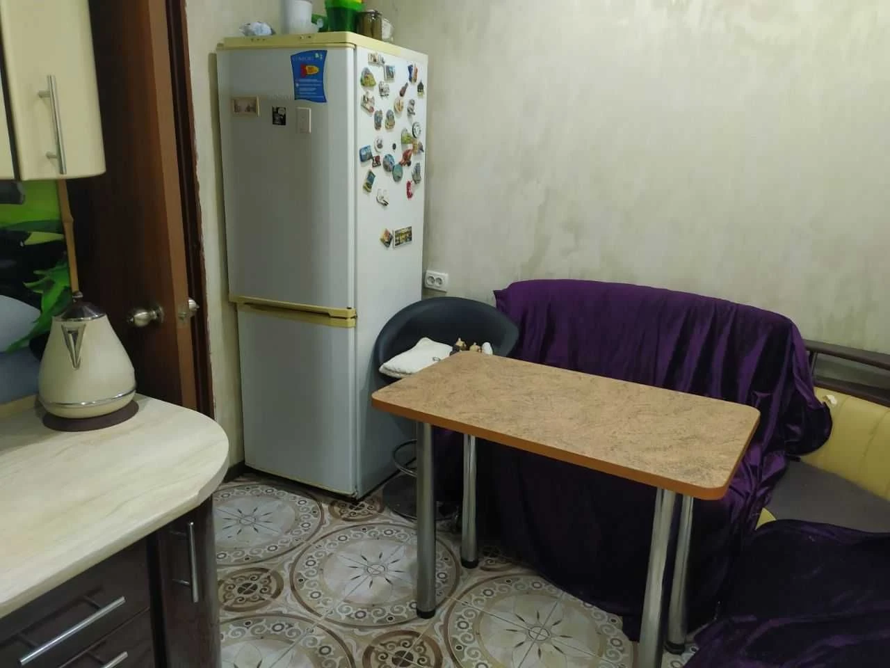Продаж / квартира / 2 кімнати / 12 квартал