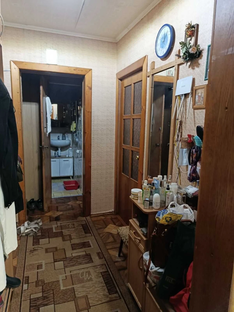 Продам 3х. ком. квартиру ж/м Красный камень. Покровский ( Ко