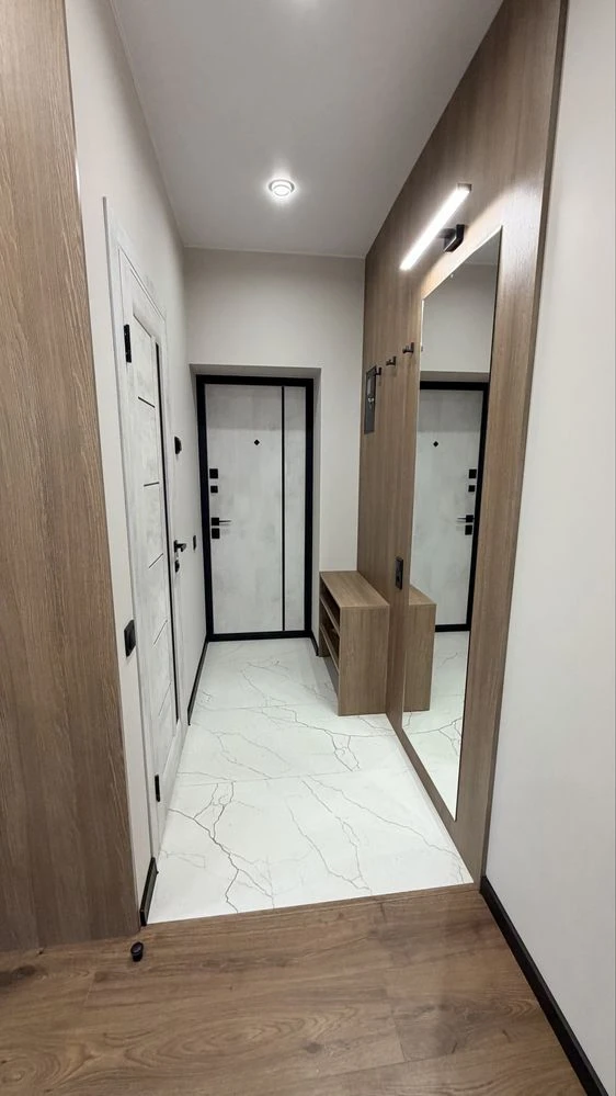 Продам 2к квартиру на Александра поля ( Кирова )