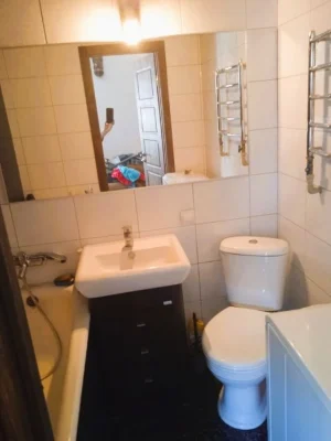 Selling a 2-room studio. Center. Strelka Square.