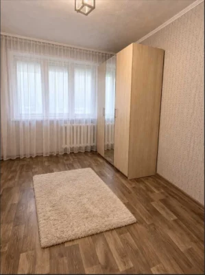 Продам 1 кім квартиру в центрі міста зупинка Спартак