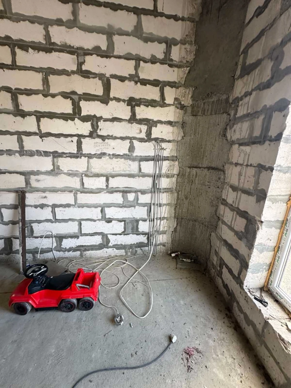 Продається будинок в м. Тячів