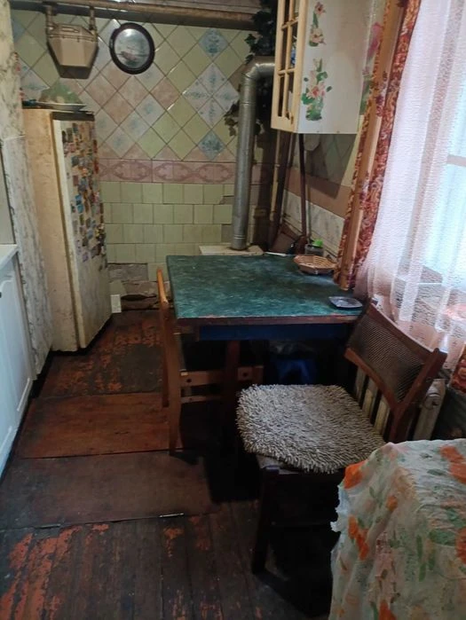 Продаж частини будинку в центрі, біля обл. лікарні